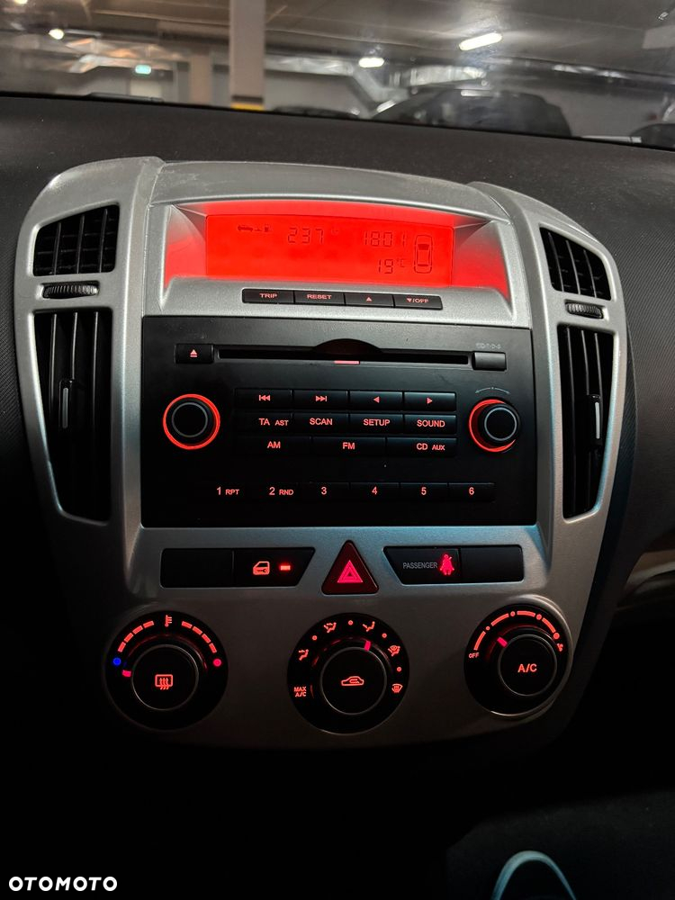 Kia Ceed Cee'd 1.4 Comfort - 6
