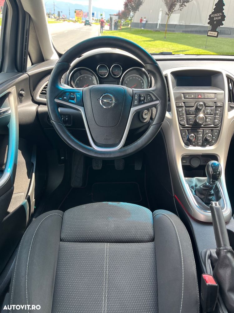 Opel Astra - 10
