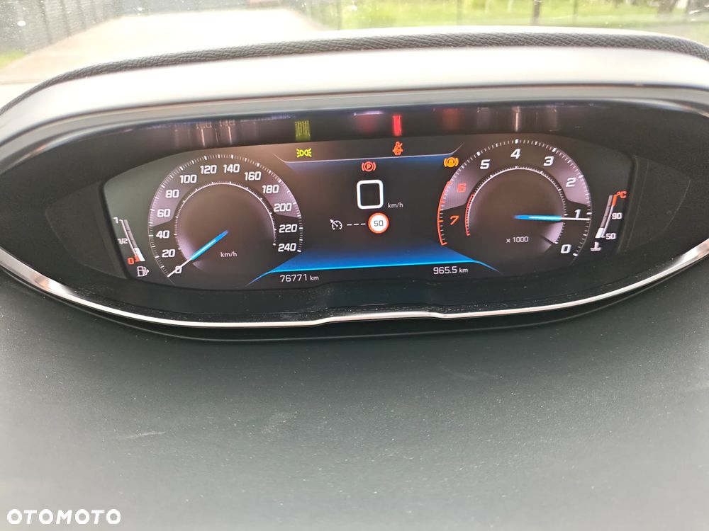Peugeot 3008 PureTech 130 Stop & Start GPF Allure - 16