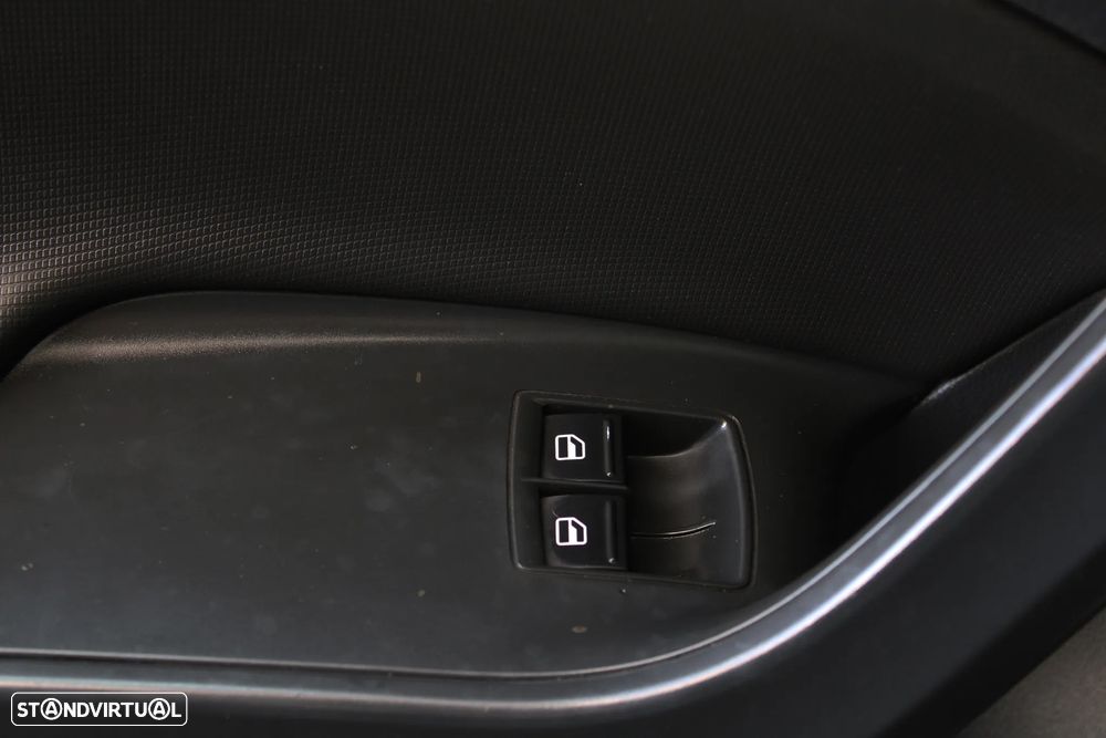 SEAT Ibiza 1.6 TDI Sport DPF - 41