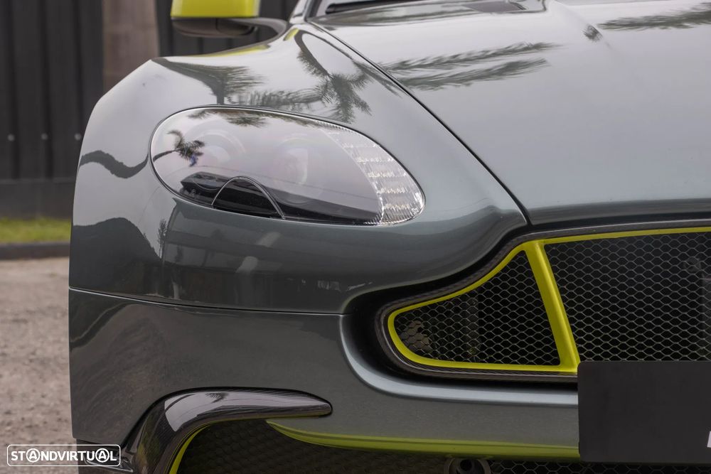 Aston Martin Vantage Coupe GT8 - 11