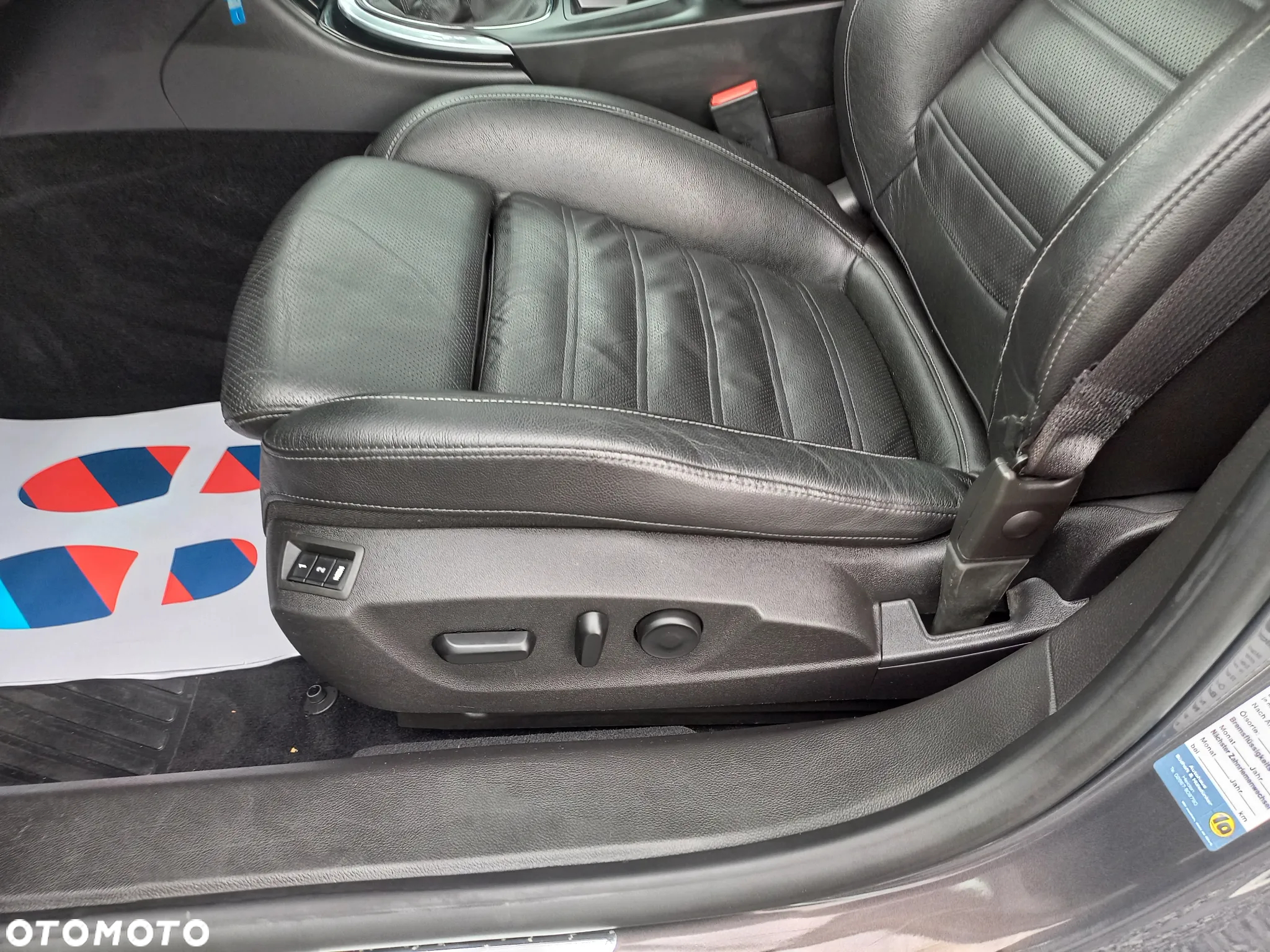 Opel Insignia 2.0 CDTI Cosmo S&S - 32