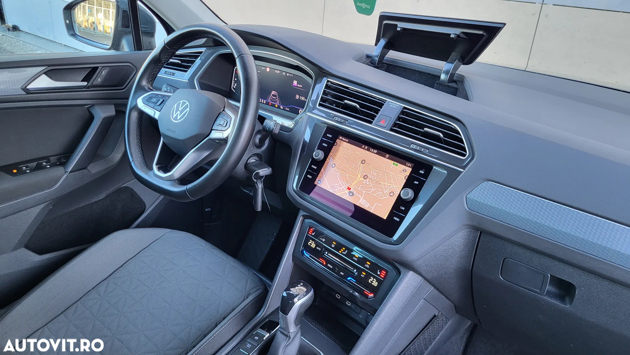 Volkswagen Tiguan 2.0 TDI SCR DSG 4Motion Life - 12