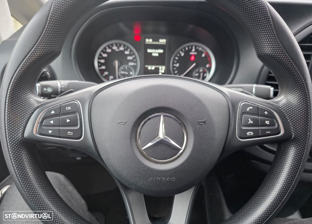 Mercedes-Benz Vito Furgão Longo 114CDI - 9