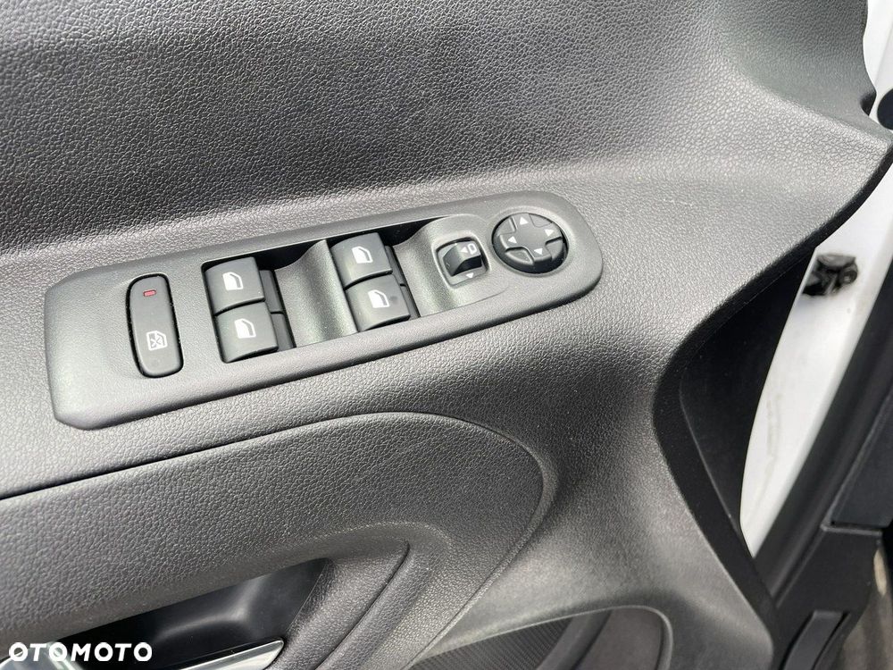 Opel Combo - 30