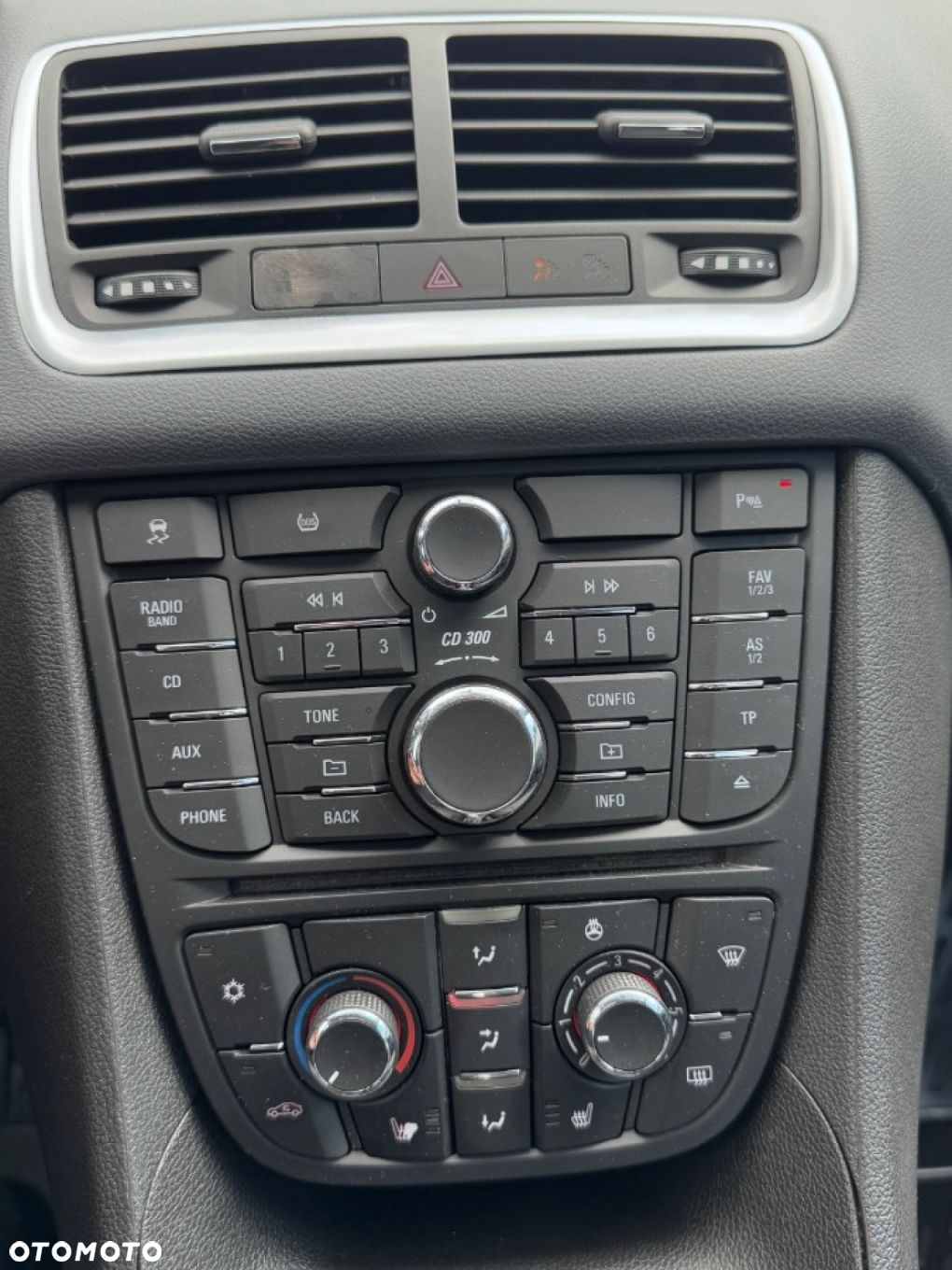 Opel Meriva - 24