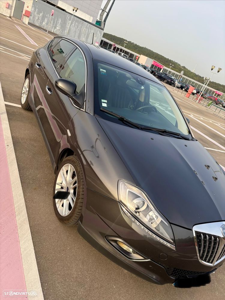 Lancia Delta 1.6 M-Jet Platino Com 57X - 9