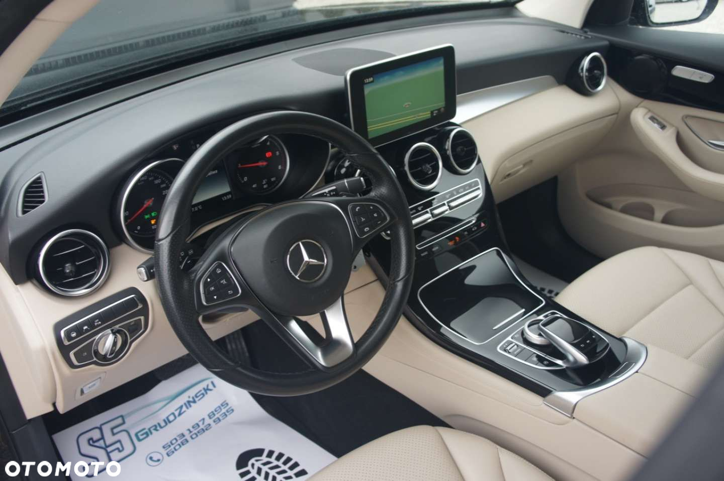 Mercedes-Benz GLC - 10