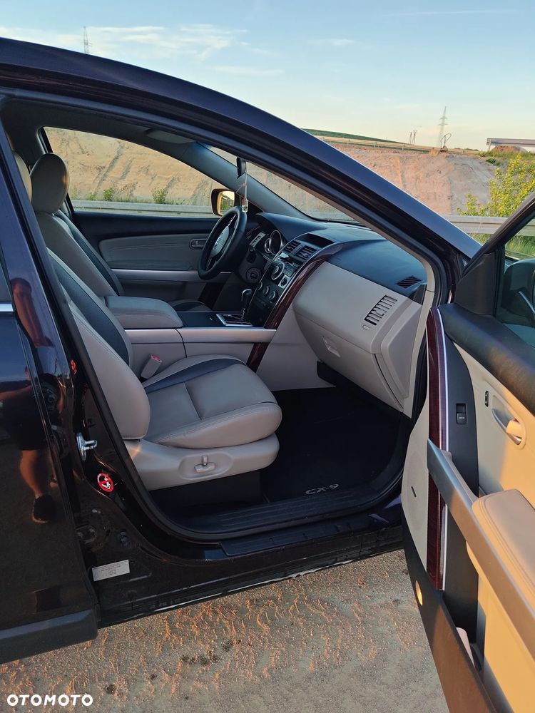 Mazda CX-9 - 21