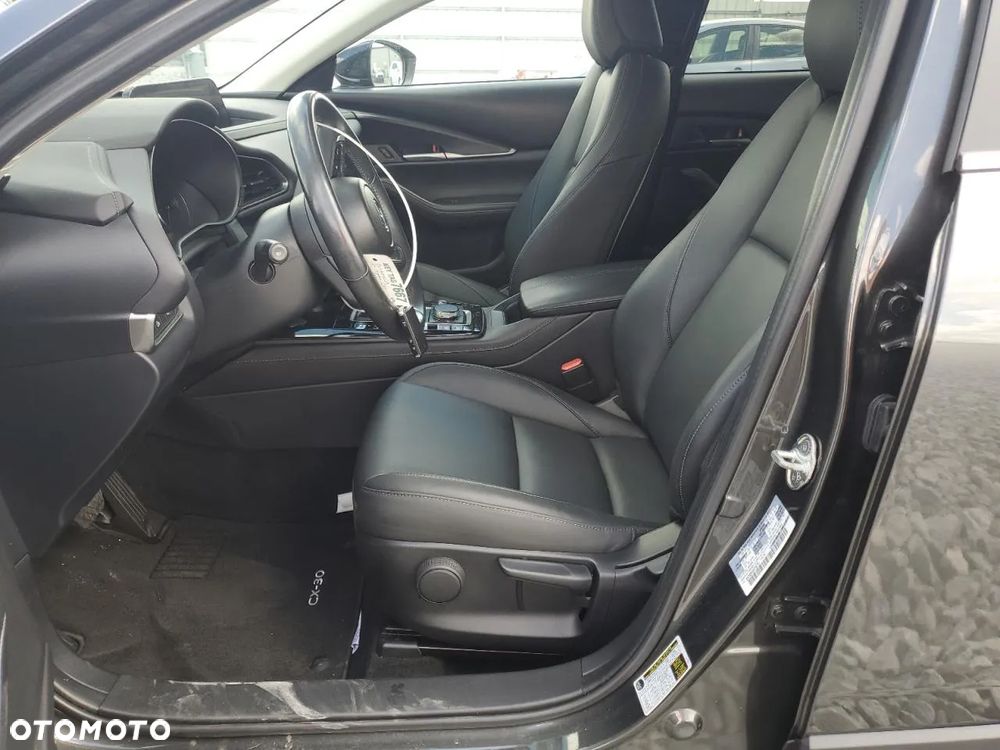 Mazda CX-30 - 8
