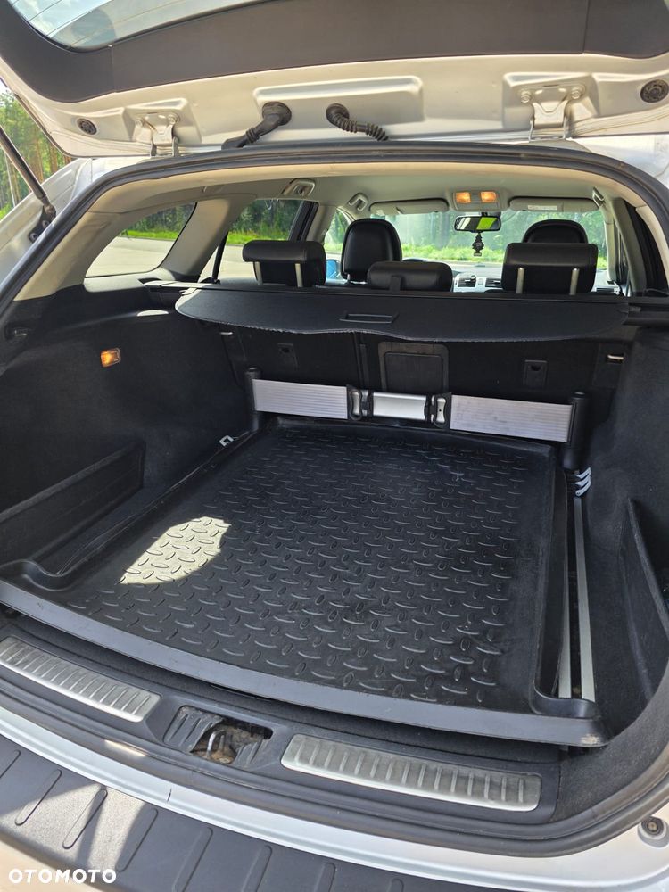 Toyota Avensis 2.0 D-4D Comfort - 10