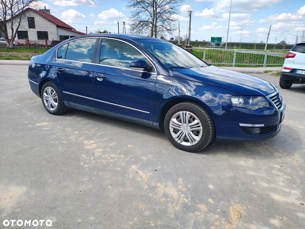Volkswagen Passat 2.0 TDI DPF Highline - 5