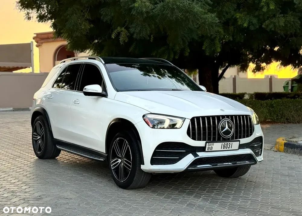 Mercedes-Benz GLE - 1