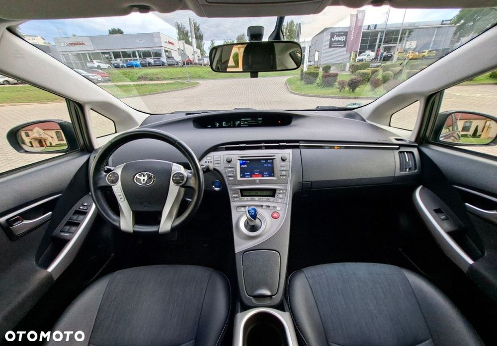 Toyota Prius - 23