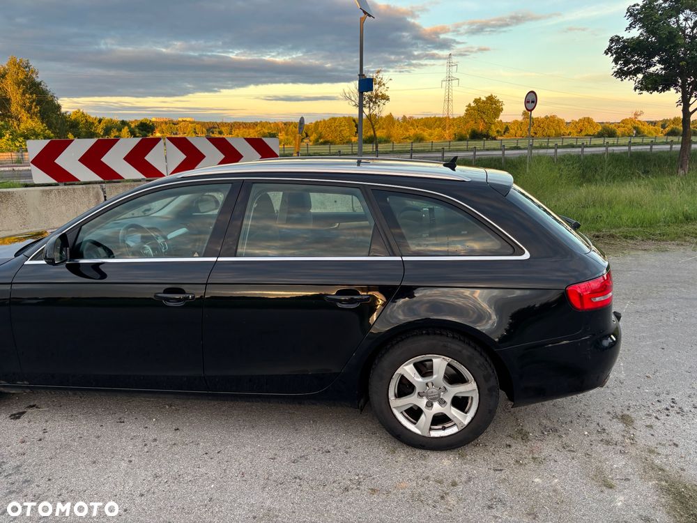 Audi A4 Avant - 6