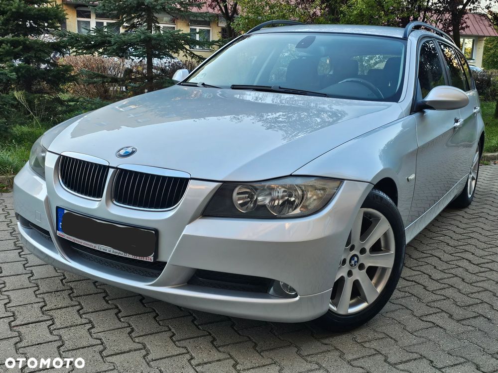 BMW Seria 3 318i - 1