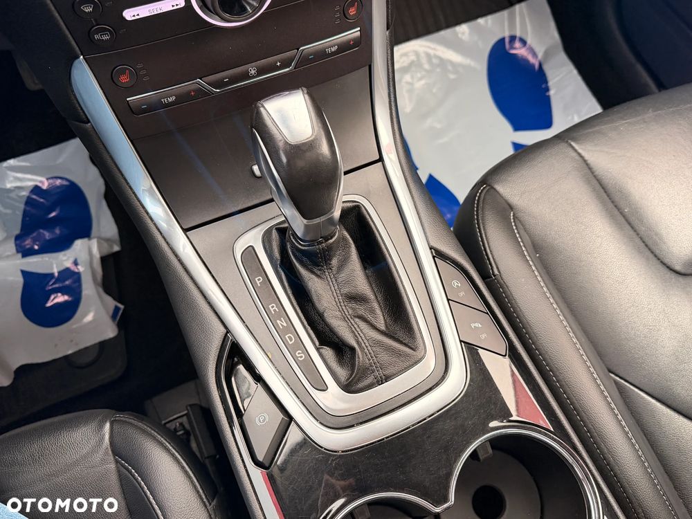 Ford S-Max 2.0 TDCi 4WD Titanium PowerShift - 25