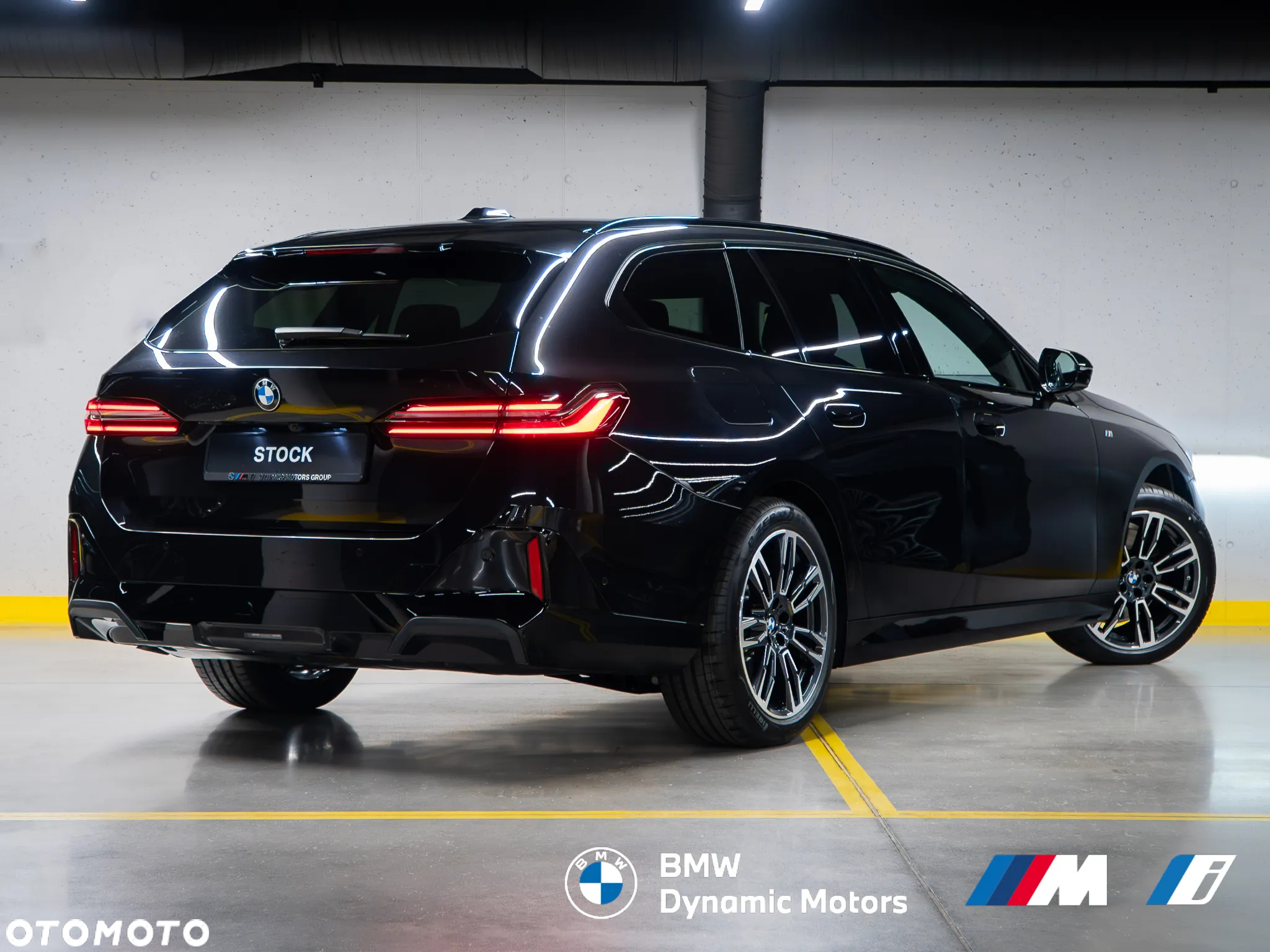 BMW Seria 5 520d xDrive Touring - 4