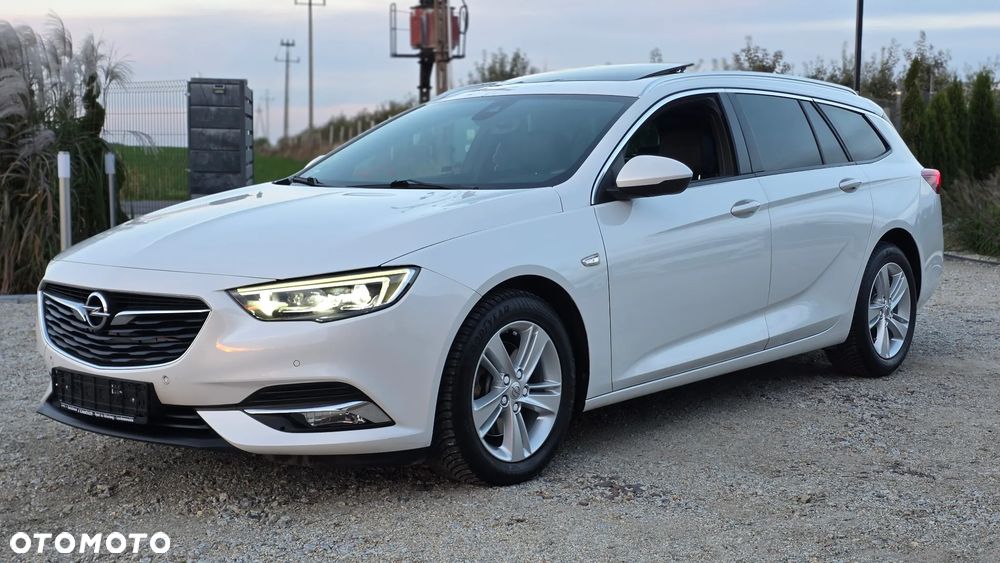 Opel Insignia - 17