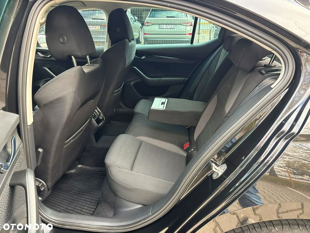 Skoda Octavia 1.5 TSI ACT Ambition - 19