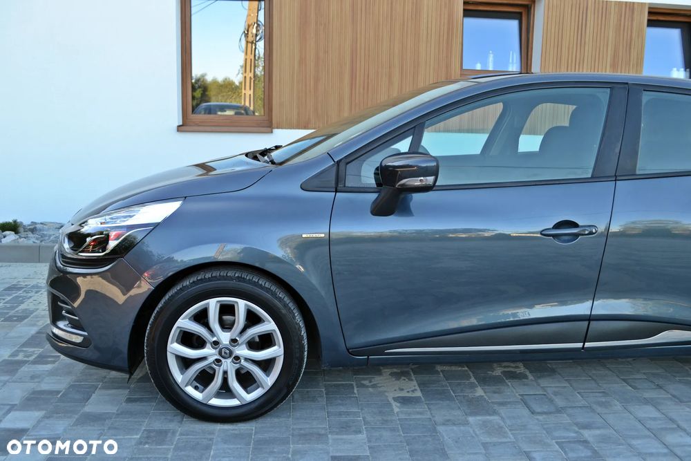 Renault Clio - 7