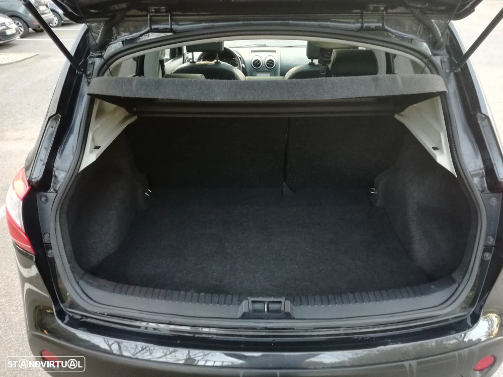 Nissan Qashqai 1.6 dCi Tekna Premium - 12