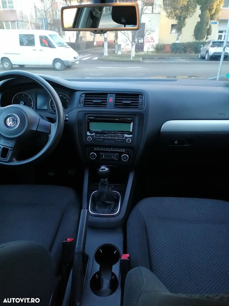 Volkswagen Jetta 1.6 TDI DPF Comfortline - 7