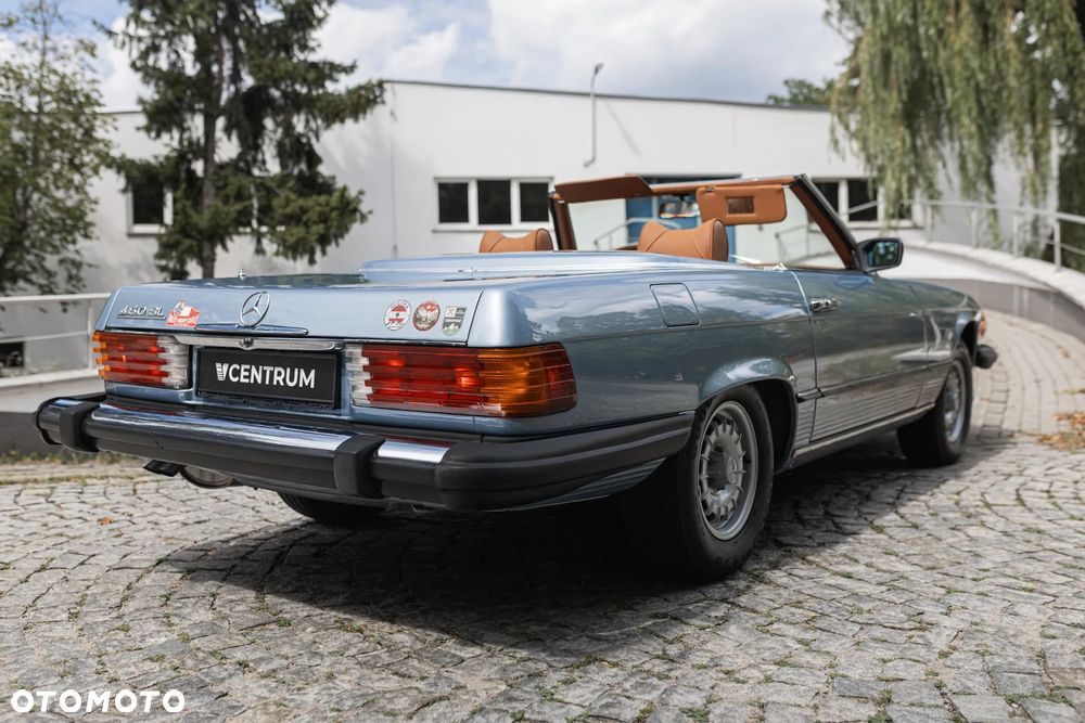 Mercedes-Benz SL - 15