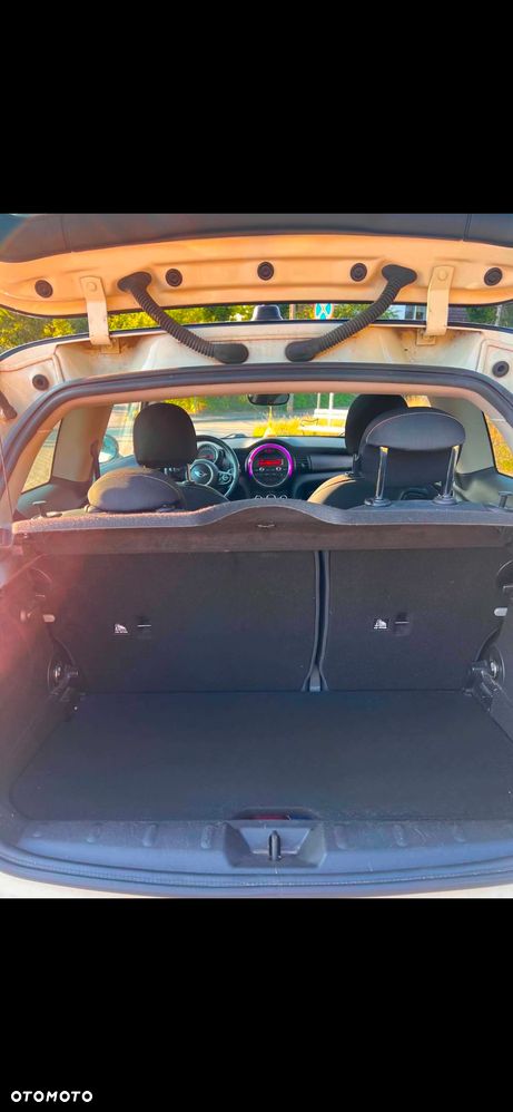 MINI Cooper Standard - 3