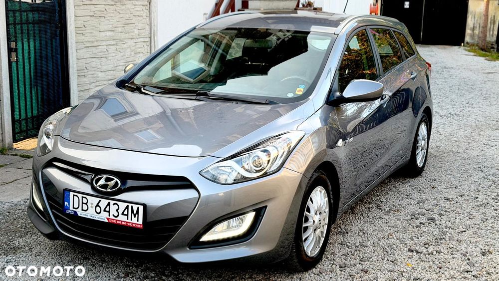 Hyundai i30 blue 1.6 CRDi Style - 6