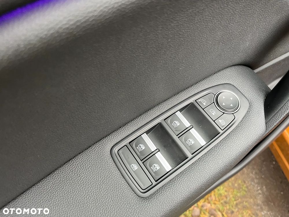 Renault Captur 1.3 TCe Intens EDC - 13