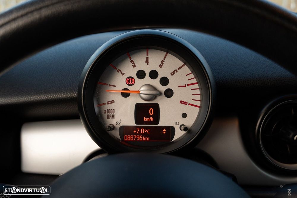 MINI 3 Portas One 1.6 - 13