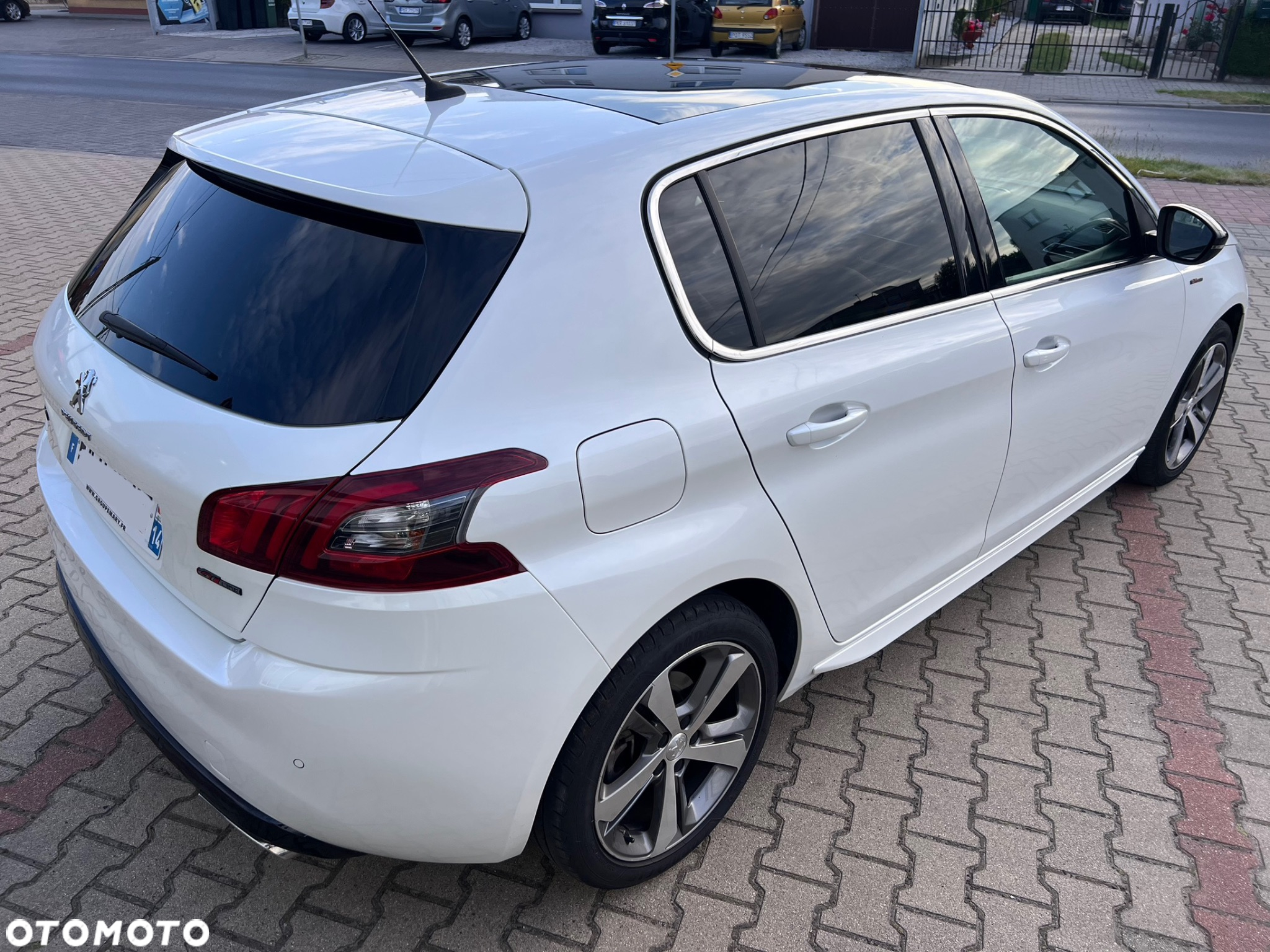 Peugeot 308 PureTech 130 GPF EAT8 Stop & Start GT Pack - 4