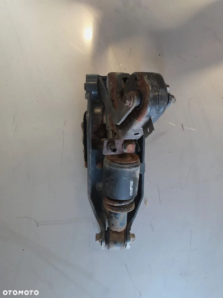 ZAMEK AMORTYZATOR ZAWIESZENIA KABINY PRAWY LEWY DAF LF 45 55 EURO 6 17.5 - 1