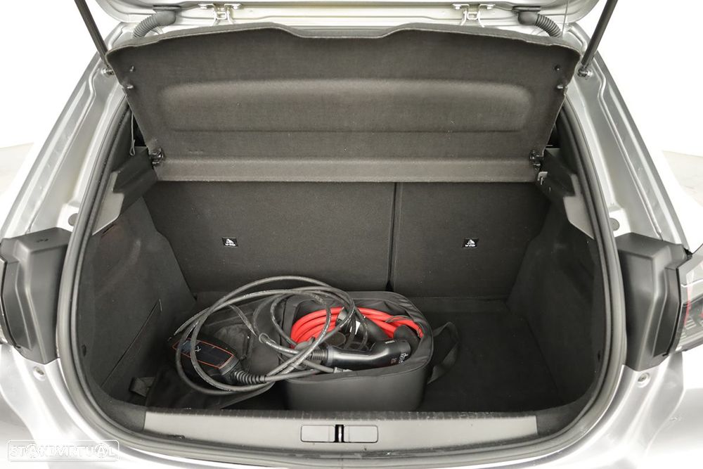 Peugeot e-208 50 kWh GT - 24