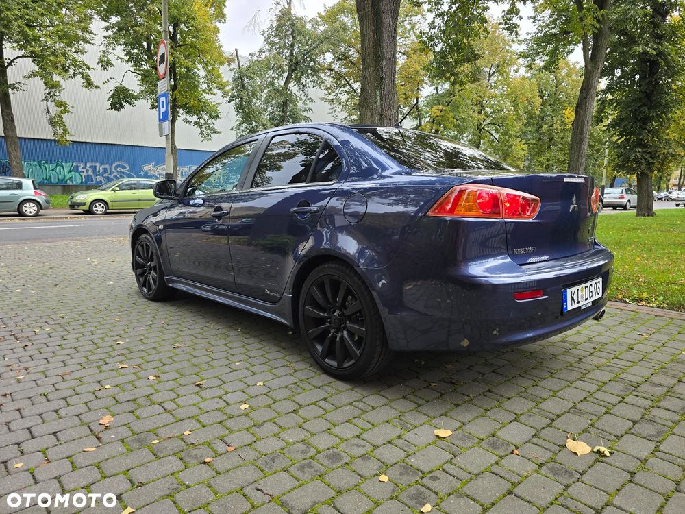 Mitsubishi Lancer 1.8 Inform - 12