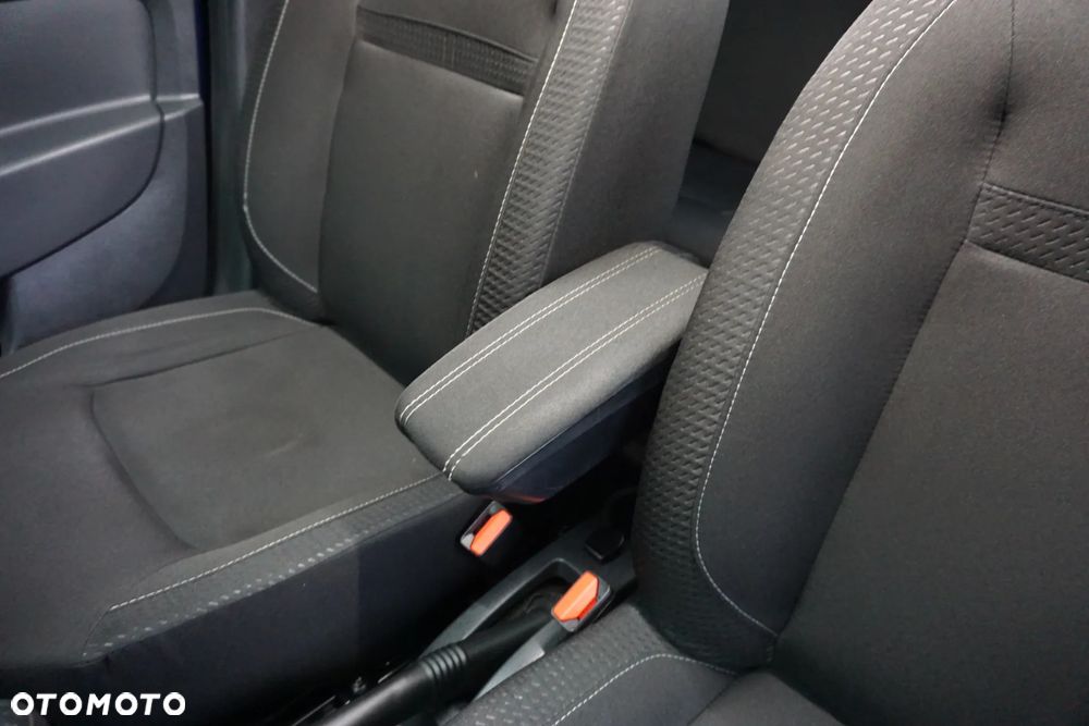 Dacia Sandero SCe 75 Acces - 26