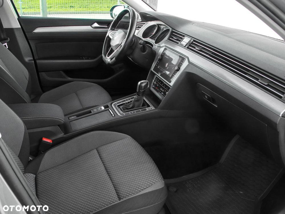 Volkswagen Passat 1.5 TSI EVO Essence DSG - 12