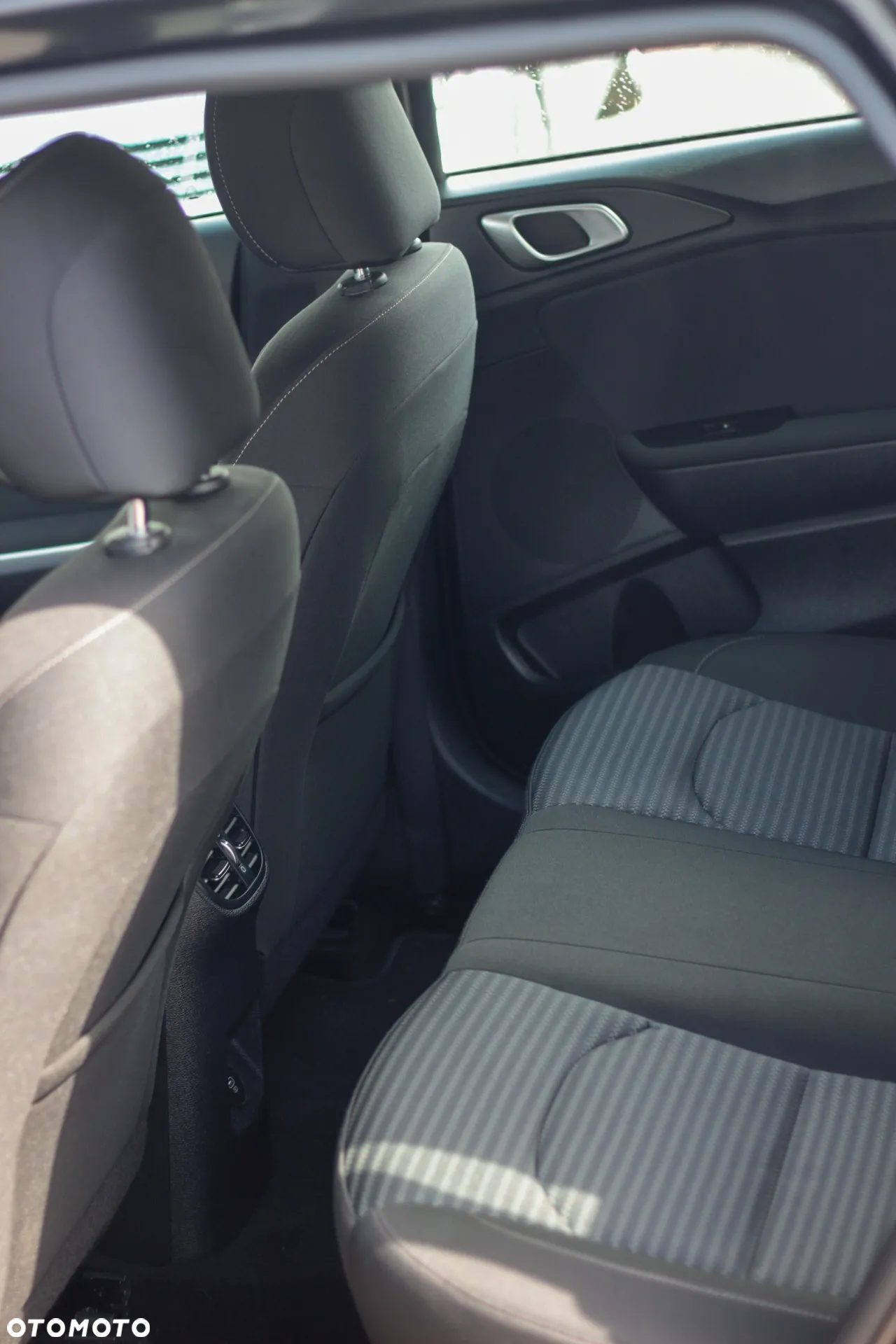 Kia Ceed 1.0 T-GDI Business Line - 25