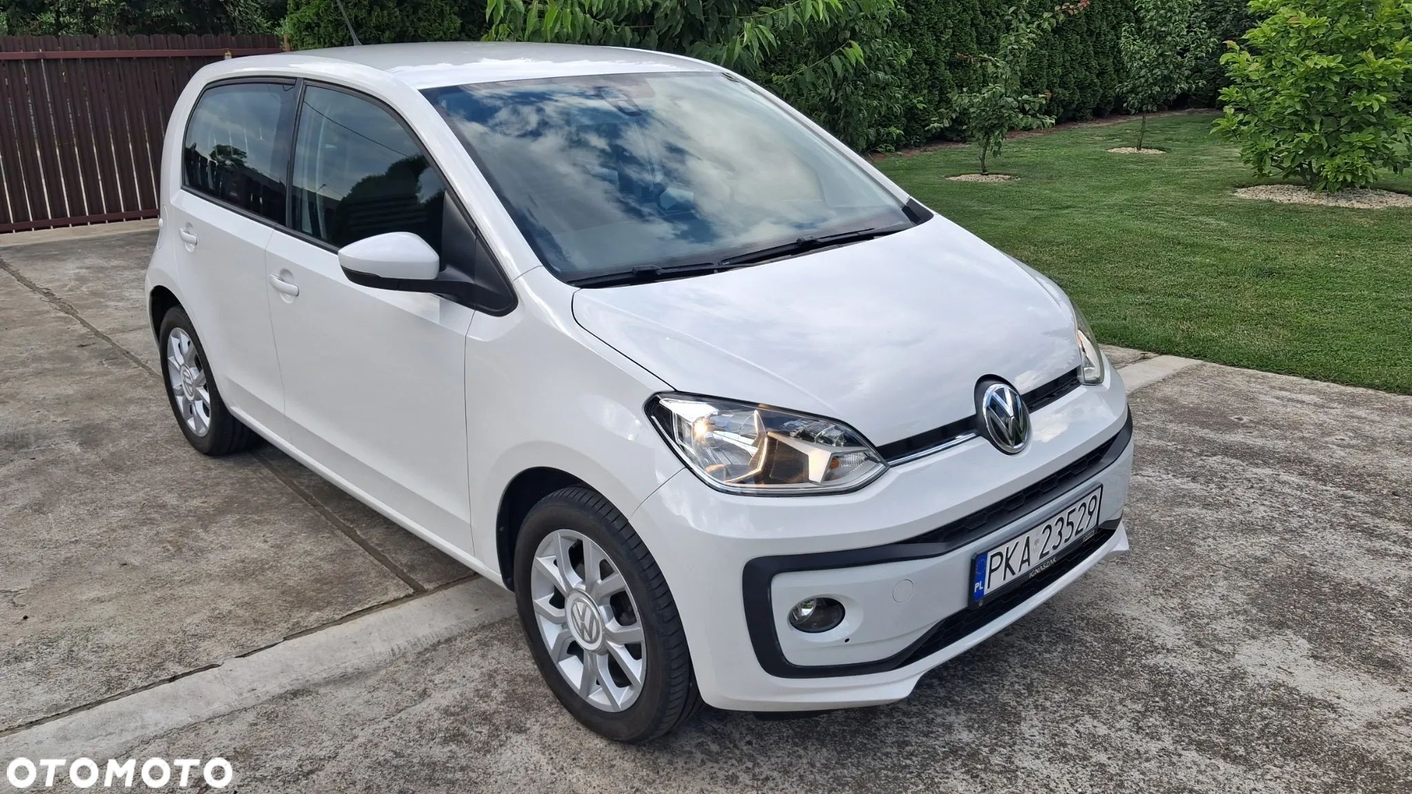 Volkswagen up! (BlueMotion Technology) high - 1