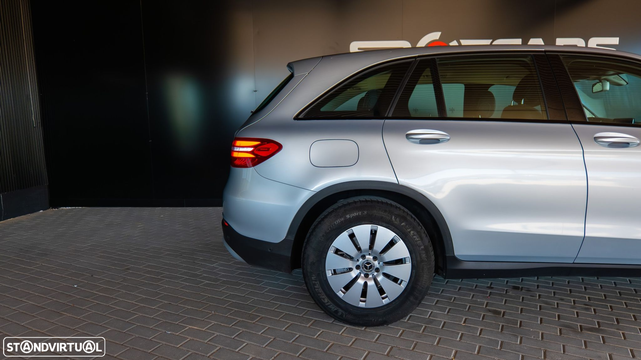 Mercedes-Benz GLC 250 d Exclusive 4-Matic - 4