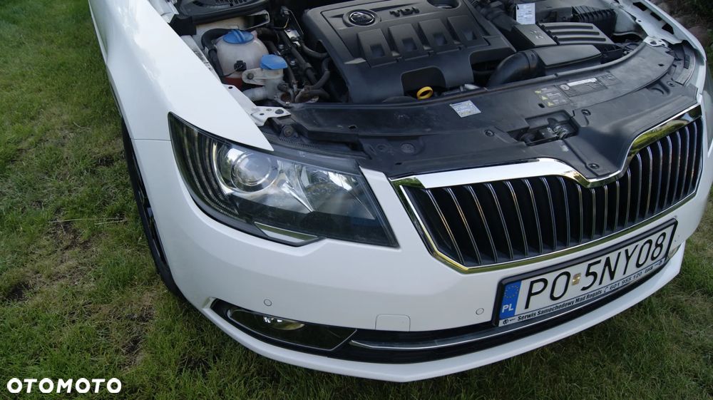 Skoda Superb 2.0 TDI Ambition - 2