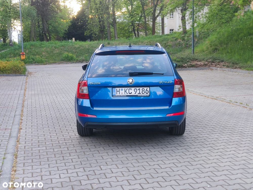Skoda Octavia 1.4 TSI Joy DSG - 8