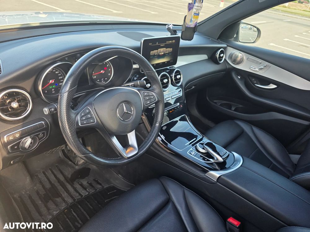 Mercedes-Benz GLC - 34