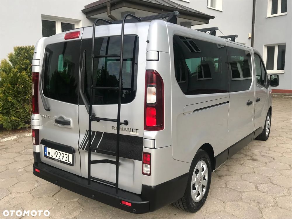 Renault Trafic Grand 1.6 dCi - 9