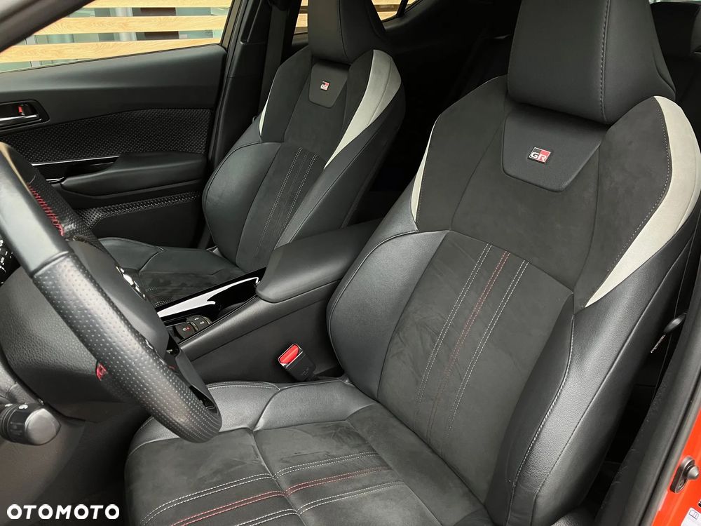 Toyota C-HR 2.0 Hybrid GR Sport - 37
