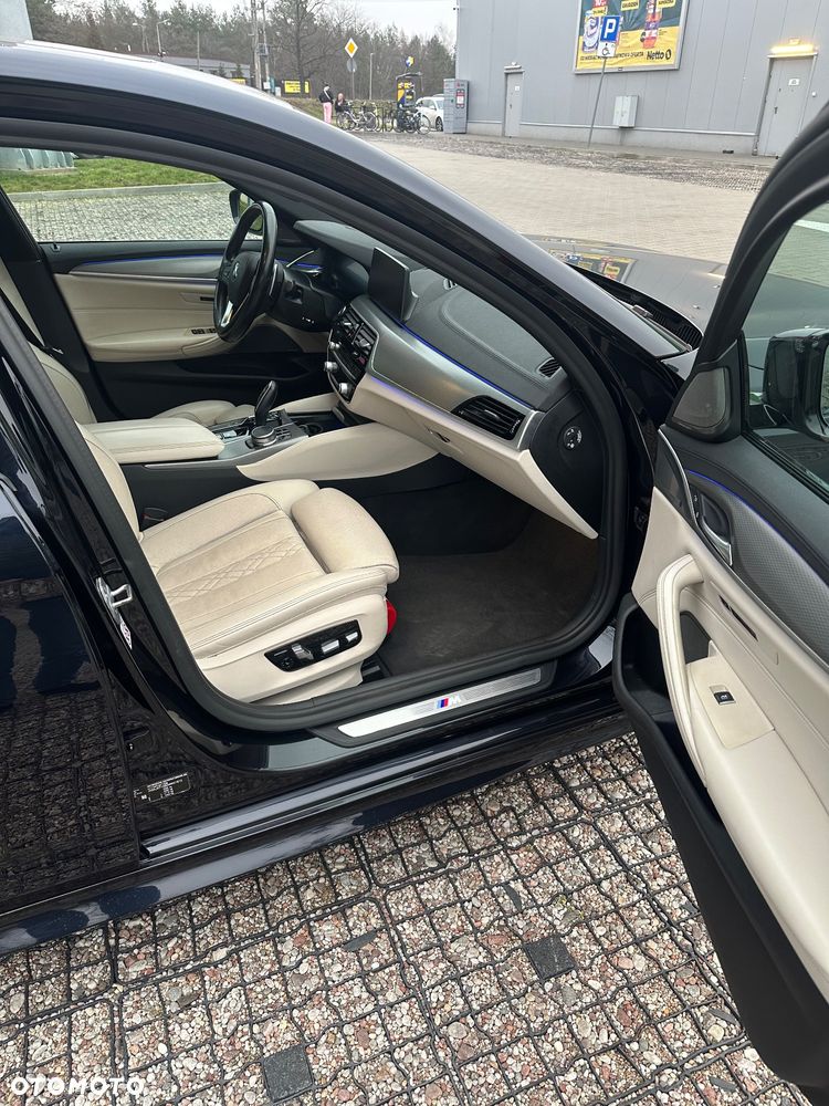 BMW Seria 5 530i GPF xDrive M Sport sport - 27