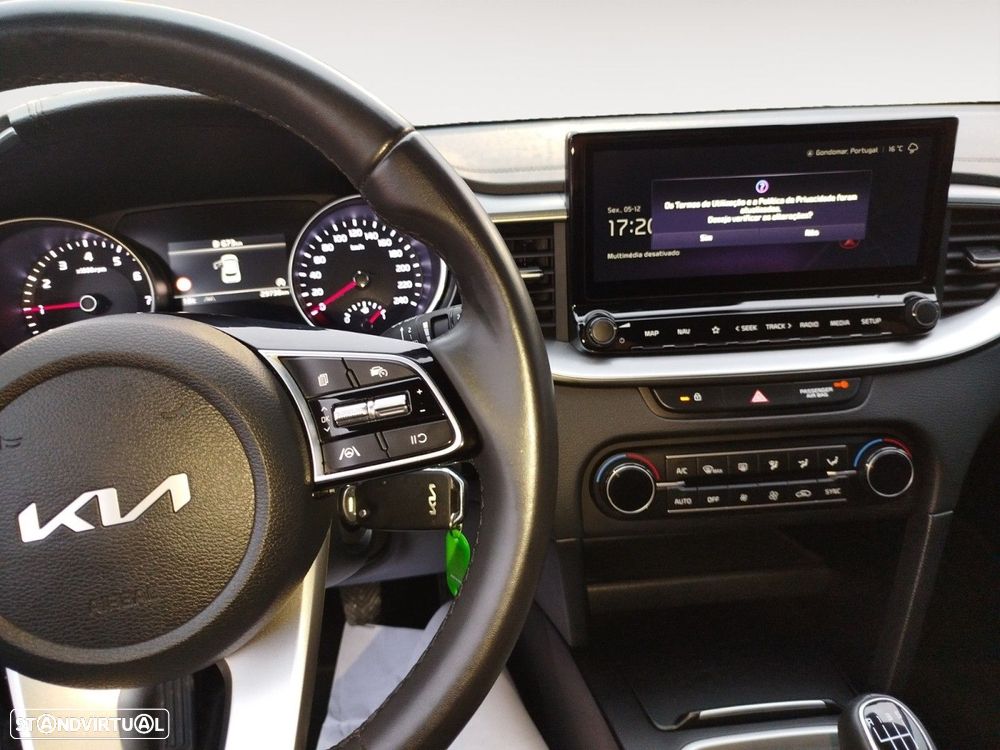 Kia XCeed 1.0 T-GDI Drive - 10