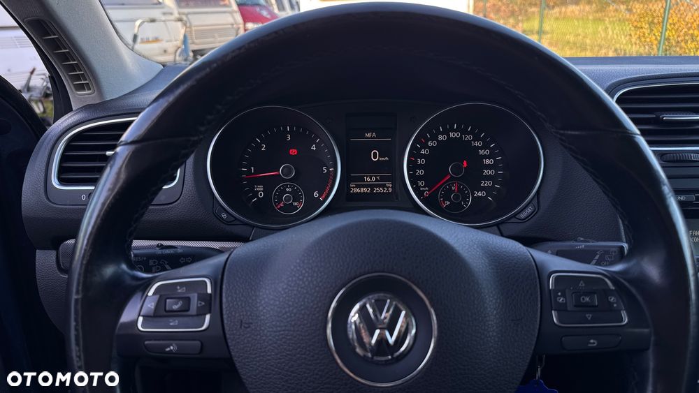 Volkswagen Golf 1.6 TDI BMT Comfortline - 15
