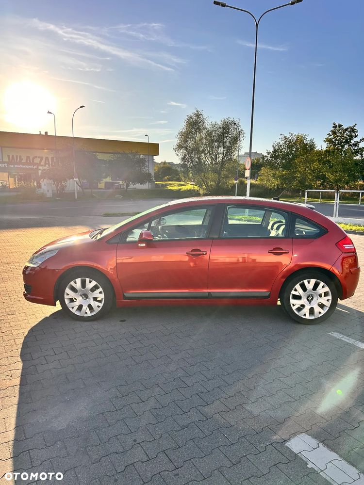 Citroën C4 1.6 16V SX - 8